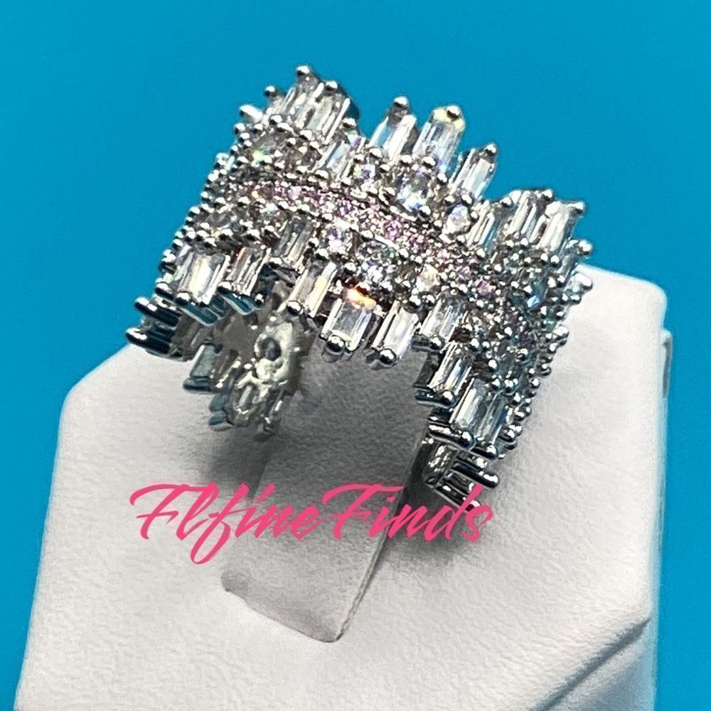 💖Stunning Round Baguette Cut Pink and White Topaz  Cocktail Ring